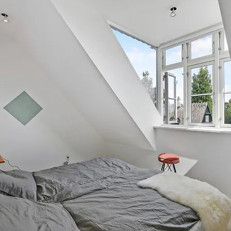 Sunny 1st Floor Lägenhet